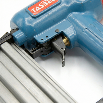 Pistola De Clavos Engrapadora